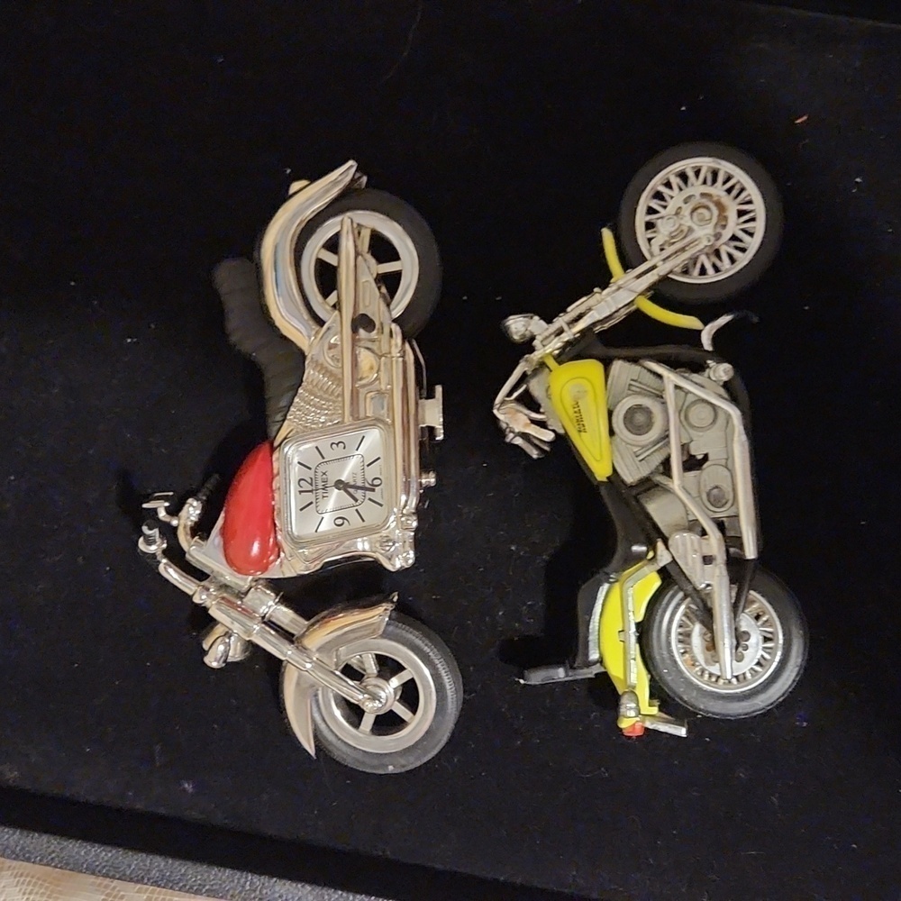 (2) MOTORCYCLE REPLICAS APPROXIMATELY 5"X 2"